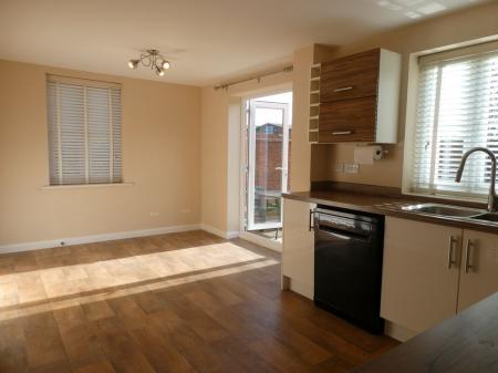 3 bedroom Detached house to let in Derwent Drive, Lakeside, Doncaster, DN4