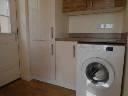 3 bedroom Detached house to let in Derwent Drive, Lakeside, Doncaster, DN4