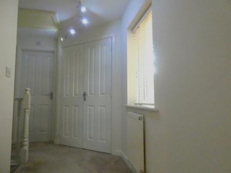 3 bedroom Detached house to let in Derwent Drive, Lakeside, Doncaster, DN4