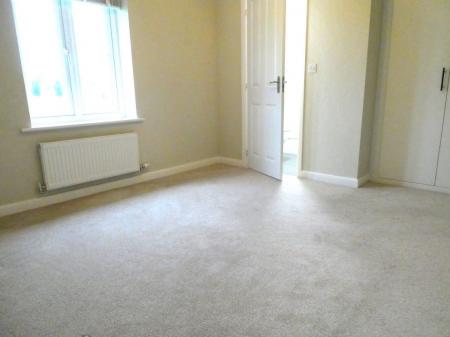 3 bedroom Detached house to let in Derwent Drive, Lakeside, Doncaster, DN4