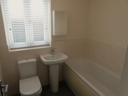 3 bedroom Detached house to let in Derwent Drive, Lakeside, Doncaster, DN4