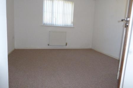 2 bedroom Flat to let in Primrose Place, Bessacarr, Doncaster, DN4