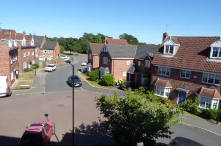 2 bedroom Flat to let in Primrose Place, Bessacarr, Doncaster, DN4