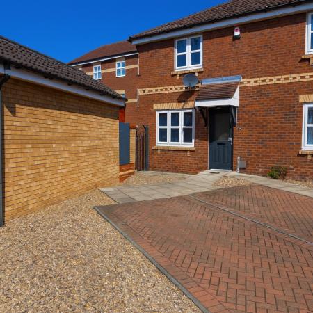 1 bedroom Semi-detached house to let in Twigg Crescent, Armthorpe, DN3