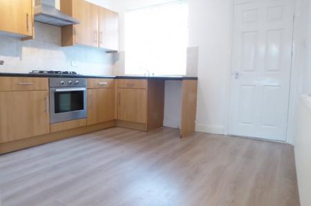 2 bedroom Terraced House to let in Burton Avenue, Balby, Doncaster, DN4