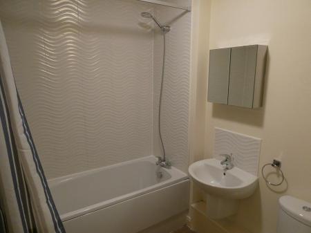 2 bedroom Town house to let in Cooper Street, Hyde Park, Doncaster, DN4