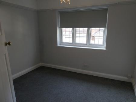 3 bedroom Semi-detached house to let in Thorne Road, Wheatley Hills, Doncaster, DN2