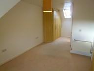 3 bedroom Town house to let in Sunningdale Drive, Edlington, DN12