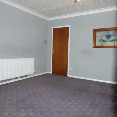 3 bedroom Semi-detached house to let in Laburnum Drive, Armthorpe, DN3