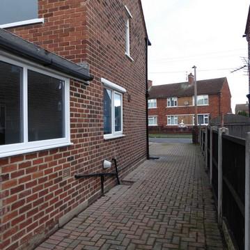 3 bedroom Semi-detached house to let in Laburnum Drive, Armthorpe, DN3