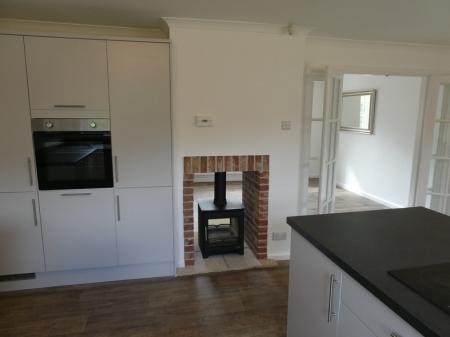 3 bedroom Bungalow to let in Lady Mary View, Hickleton, DN5