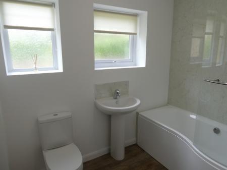 3 bedroom Bungalow to let in Lady Mary View, Hickleton, DN5