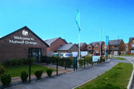 2 bedroom Semi-detached house to let in Bentley Drive, Armthorpe, DN3