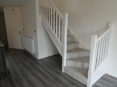 2 bedroom Semi-detached house to let in Bentley Drive, Armthorpe, DN3