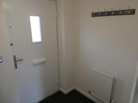 2 bedroom Semi-detached house to let in Bentley Drive, Armthorpe, DN3