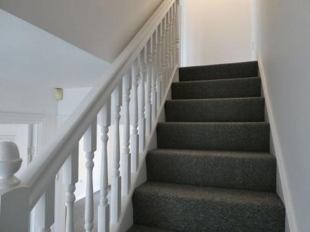 3 bedroom Semi-detached house to let in Reeves Way, Armthorpe, DN3