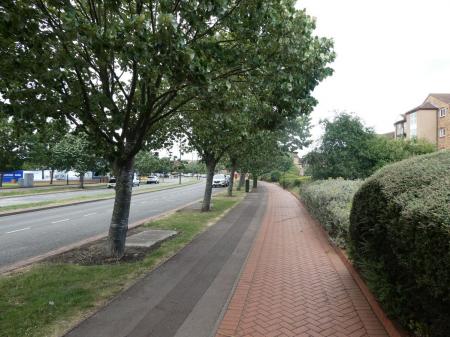 2 bedroom Flat to let in Lakeside Boulevard, Lakeside, Doncaster, DN4