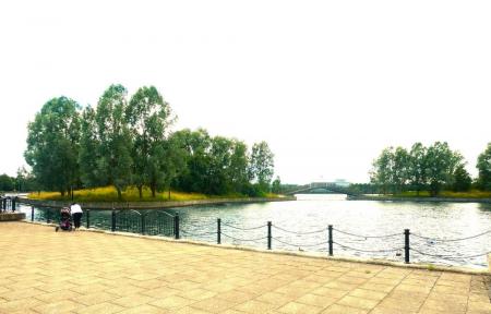 2 bedroom Flat to let in Lakeside Boulevard, Lakeside, Doncaster, DN4