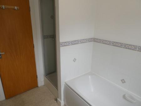 2 bedroom Flat to let in Lakeside Boulevard, Lakeside, Doncaster, DN4