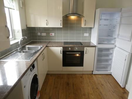 2 bedroom Flat to let in Lakeside Boulevard, Lakeside, Doncaster, DN4