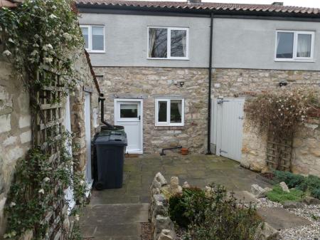 2 bedroom Cottage to let in Main Street, Sprotbrough, DN5