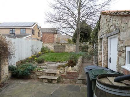 2 bedroom Cottage to let in Main Street, Sprotbrough, DN5