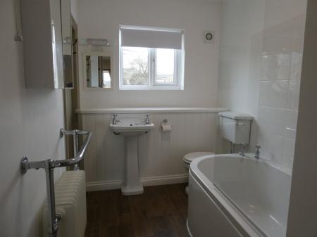 2 bedroom Cottage to let in Main Street, Sprotbrough, DN5