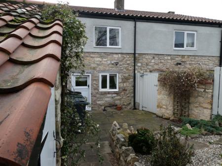 2 bedroom Cottage to let in Main Street, Sprotbrough, DN5