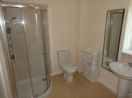 2 bedroom Semi-detached house to let in High Street, Dunsville, DN7