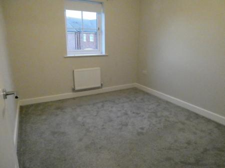 2 bedroom End of terrace house to let in Pilkington Road, Kirk Sandall, DN3