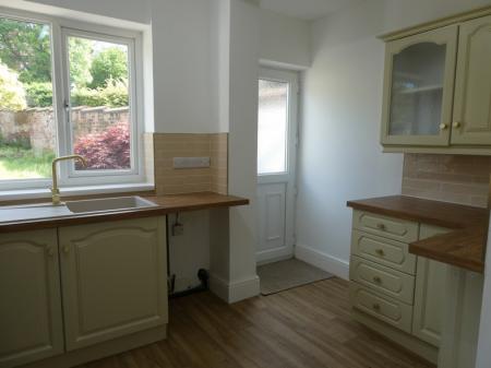3 bedroom Semi-detached house to let in Ferrers Road, Wheatley, Doncaster, DN2