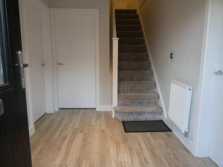 4 bedroom Detached house to let in Bowen Drive, Armthorpe, DN3