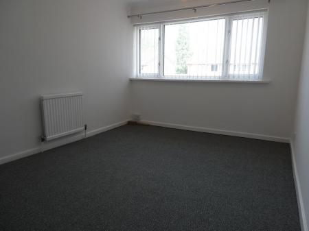 3 bedroom Semi-detached house to let in Hanbury Close, Balby, Doncaster, DN4