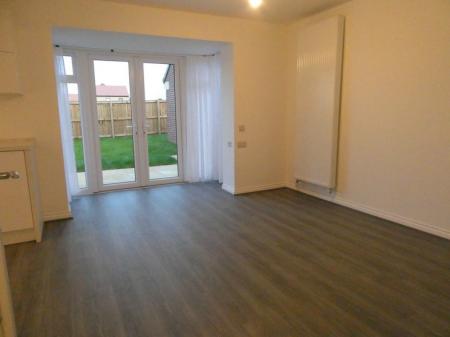 4 bedroom Detached house to let in Harvester Lane, Wheatley Hills, Doncaster, DN2