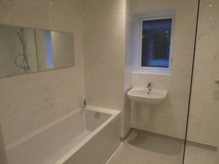 4 bedroom Detached house to let in Harvester Lane, Wheatley Hills, Doncaster, DN2
