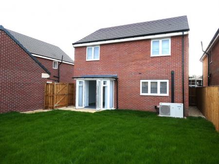 4 bedroom Detached house to let in Harvester Lane, Wheatley Hills, Doncaster, DN2