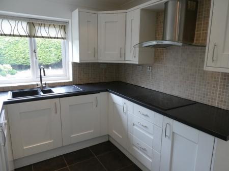3 bedroom Detached house to let in Goodison Boulevard, Cantley, DN4