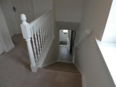 3 bedroom Detached house to let in Goodison Boulevard, Cantley, DN4
