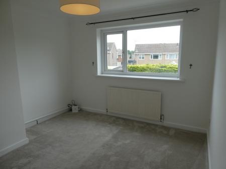 3 bedroom Detached house to let in Goodison Boulevard, Cantley, DN4