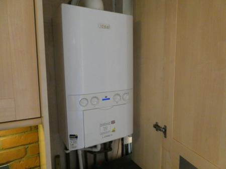 2 bedroom Flat to let in Auckland Grange, Doncaster, DN2