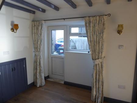 1 bedroom Cottage to let in Main Street, Sprotbrough, DN5