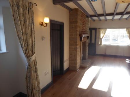 1 bedroom Cottage to let in Main Street, Sprotbrough, DN5