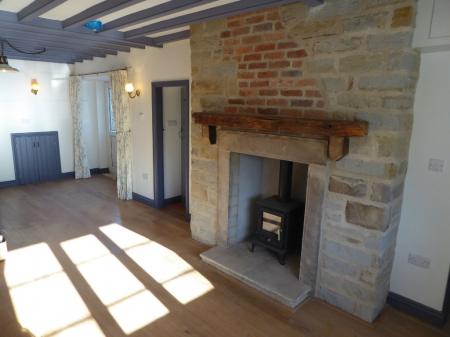 1 bedroom Cottage to let in Main Street, Sprotbrough, DN5