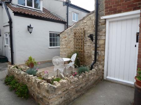 1 bedroom Cottage to let in Main Street, Sprotbrough, DN5
