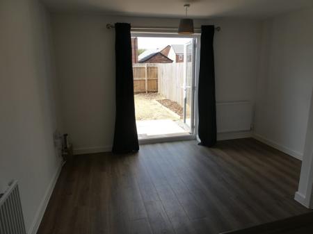2 bedroom Semi-detached house to let in Dutchman Way, Bessacarr, Doncaster, DN4