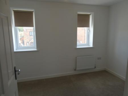 2 bedroom Semi-detached house to let in Dutchman Way, Bessacarr, Doncaster, DN4
