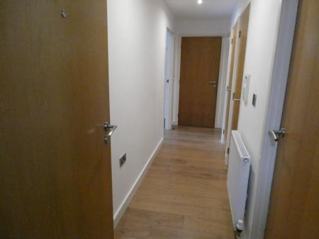 2 bedroom Flat to let in Mere Lane, Armthorpe, DN3