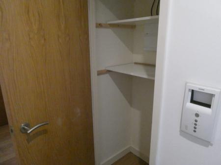 2 bedroom Flat to let in Mere Lane, Armthorpe, DN3