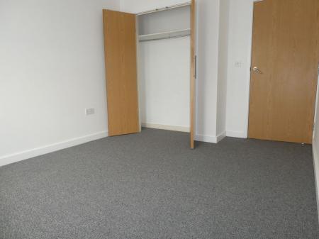 2 bedroom Flat to let in Ings Lane, Skellow, DN6