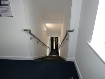 2 bedroom Flat to let in Ings Lane, Skellow, DN6